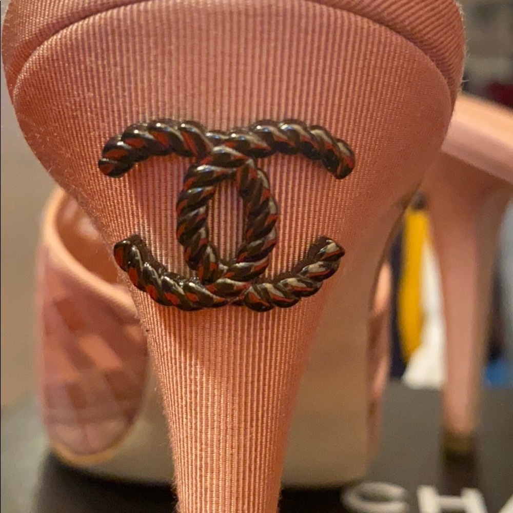 Chanel mules - Picture 13 of 15